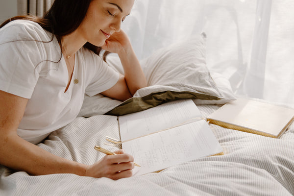 The beginners ultimate guide to journaling: Unleash the power of pen to paper